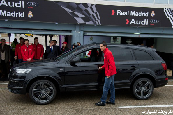 نجوم نادي ريال مدريد الاسباني يتسلمون سياراتهم الفاخرة من اودي بعد تجديد الرعاية بالصور 70