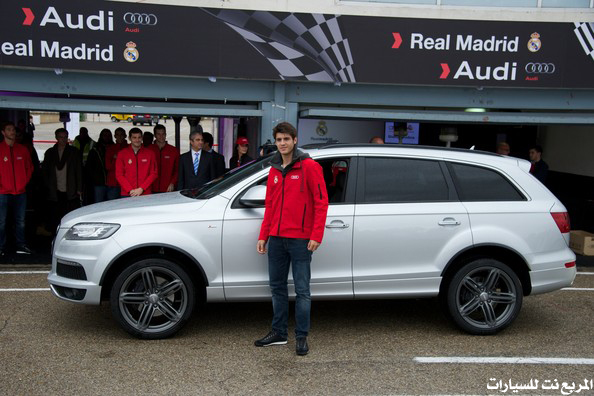 نجوم نادي ريال مدريد الاسباني يتسلمون سياراتهم الفاخرة من اودي بعد تجديد الرعاية بالصور 20