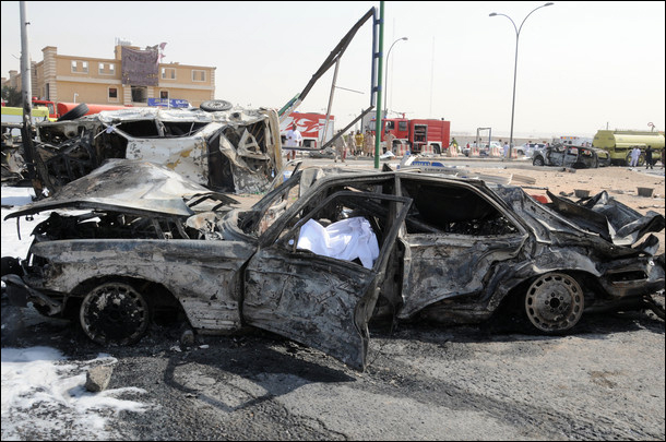 انفجار في الرياض صباحاً يهز المدينة شرقاً بعد انفجار ناقلة محملة بالنفط تحدث اضرار كبيرة بالصور 14