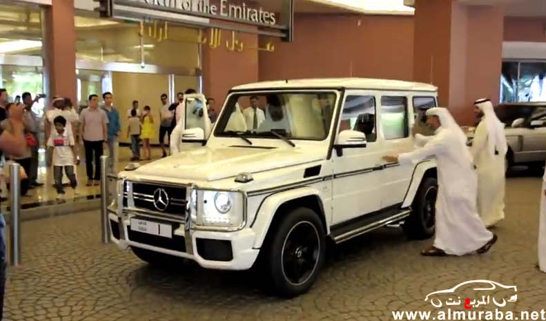 الشيخ محمد بن راشد بسيارته الجديدة مرسيدس "الصندوق" Sheikh Mohammed bin Rashid 16