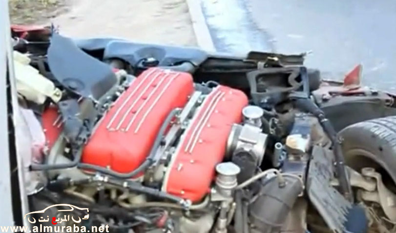 انقسام فيراري 612 سكاغلييتي الى جزئين عند تصادمها بعمود معدني بسبب السرعة Ferrari 612 5