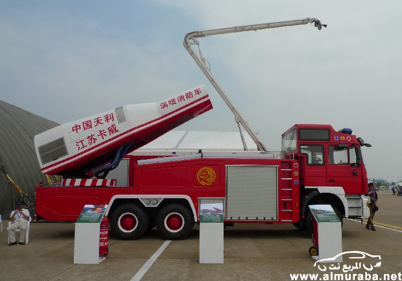 شاهد سيارة إطفاء الحرائق الجديدة في "الصين" ذات المضخات العالية يتجاوز سعرها 3 ملايين ريال بالصور 12