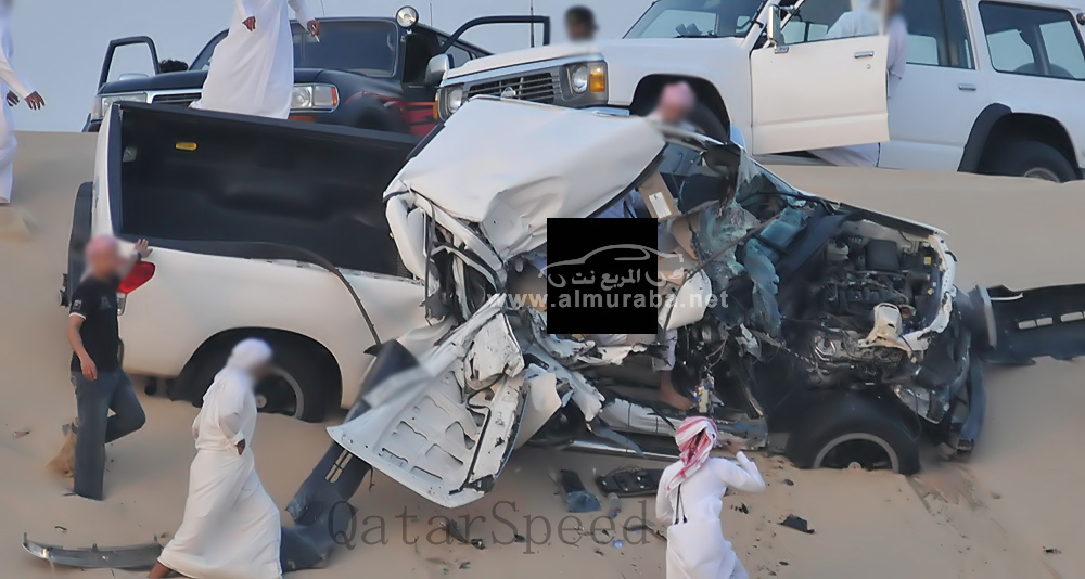حادث تطعيس تويوتا تندرا وجيب لاندكروزر في دولة قطر "طعس العديد" بالصور 4