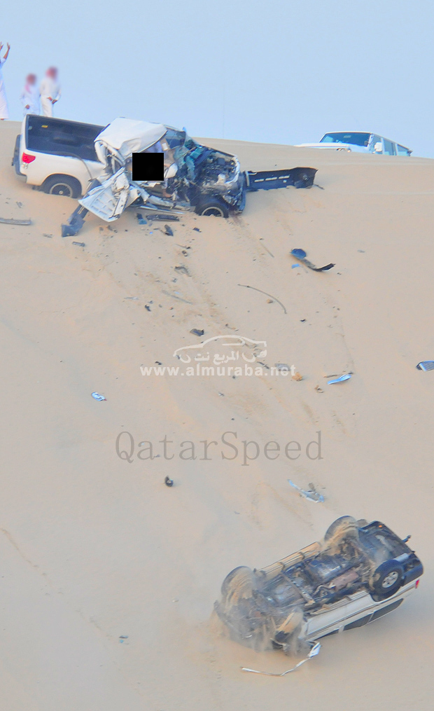 حادث تطعيس تويوتا تندرا وجيب لاندكروزر في دولة قطر "طعس العديد" بالصور 6