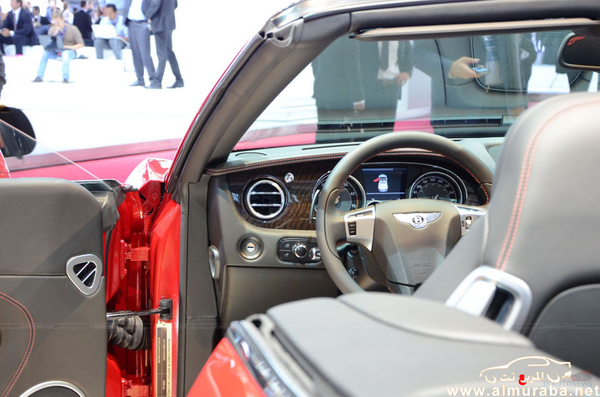 بنتلي تطلق سيارتها بنتلي كونتيننتال جي تي سي الفاخرة بمعرض باريس ذات السقف المكشوف Bentley 58