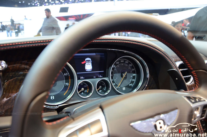بنتلي تطلق سيارتها بنتلي كونتيننتال جي تي سي الفاخرة بمعرض باريس ذات السقف المكشوف Bentley 67