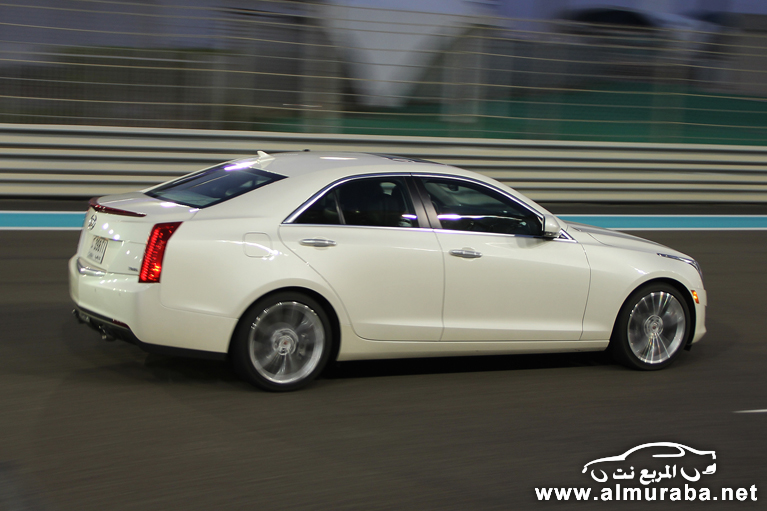 تجربة قيادة كاديلاك اي تي سي 2013 الجديدة في مدينة "ابوظبي" مع بعض المواصفات والاسعار Cadillac ATC 20