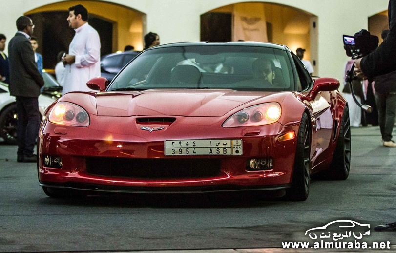 أمسية "سيارات القهوة" المقام في مدينة الخبر بتواجد افخم السيارات في العالم للشباب السعوديين بالصور 11