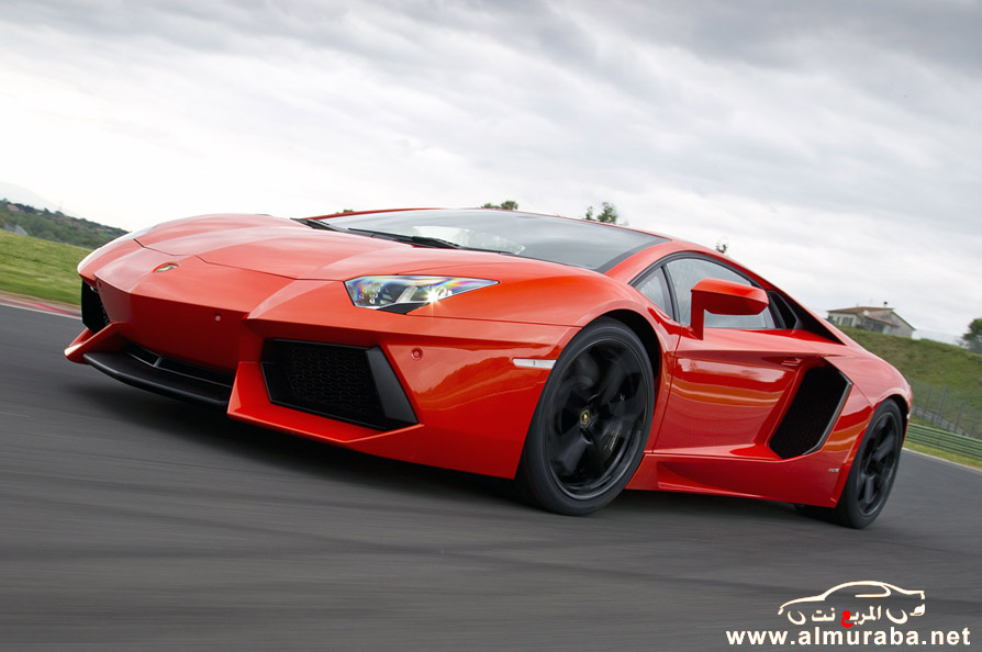 لمبرجيني افنتادور 2013 بتطويرات الجديدة خلال تجربتها في ايطاليا Lamborghini Aventador 2013 41