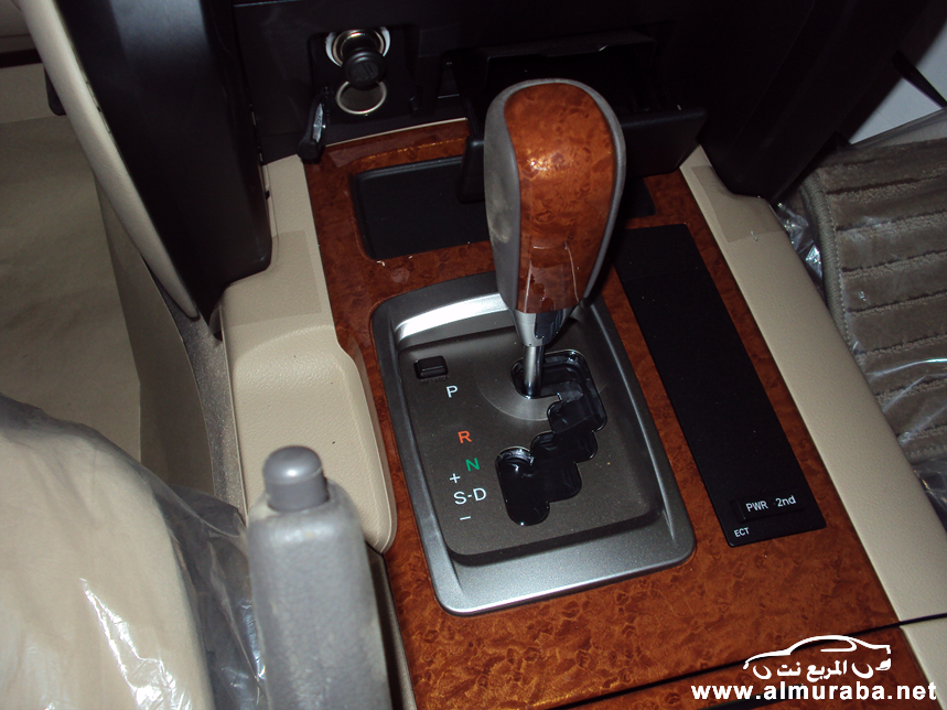 لاندكروزر جي اكس ار 2013 وصل في وكالة تويوتا والمعارض صور واسعار ومواصفات Land Cruiser GXR 19