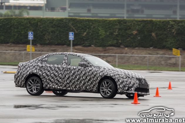 اول ظهور لسيارة لكزس اي اس 2013 بالشكل الجديد كلياً صور حصرية من الداخل والخارج Lexus is 2013 34