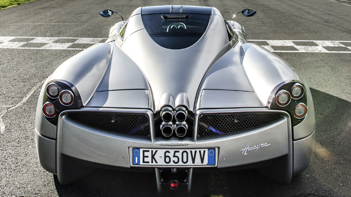 باجاني هوايرا أغلى سيارة في العالم تصنف سيارة "هذا العام" كأكثر سيارة يرغب العالم في تجربتها Pagani 6