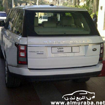 الشيخ محمد بن راشد حاكم مدينة دبي يركب سيارته "الجديدة" رنج روفر 2013 بالصور 3