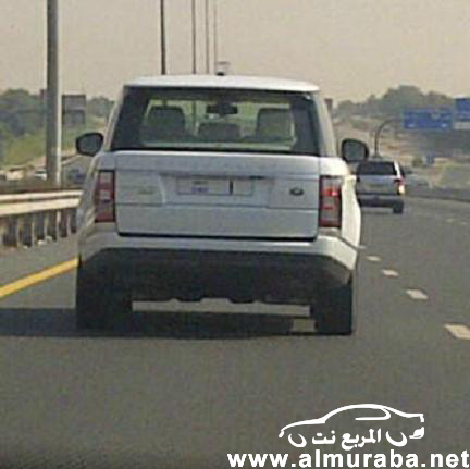 الشيخ محمد بن راشد حاكم مدينة دبي يركب سيارته "الجديدة" رنج روفر 2013 بالصور 25