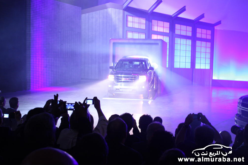 الكشف رسمياً عن شفرولية سلفرادو 2014 بالشكل الجديد بالصور من الحفل Chevrolet Silverado 2014 1