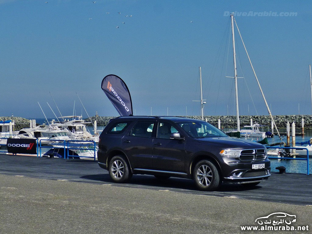 2014-Dodge-Durango-in-the-UAE-12