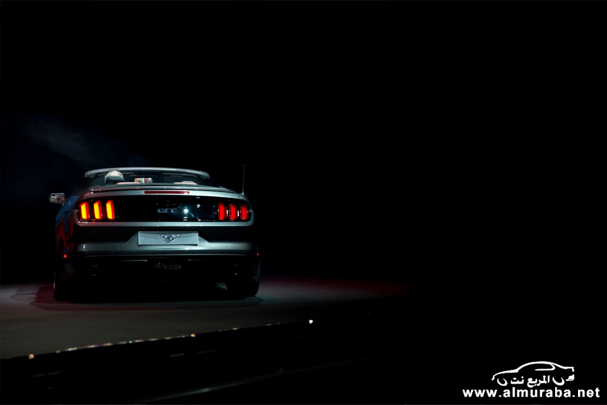 2015-Ford-Mustang-Live-56[2]