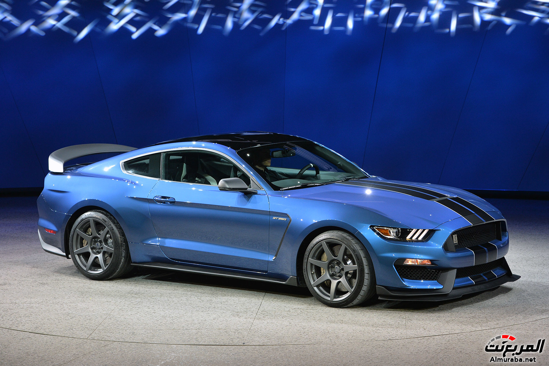 05-2016-shelby-gt350r-detroit-1