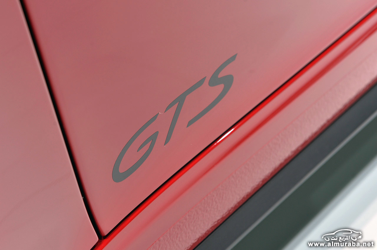 12-2015-porsche-911-gts-la-1