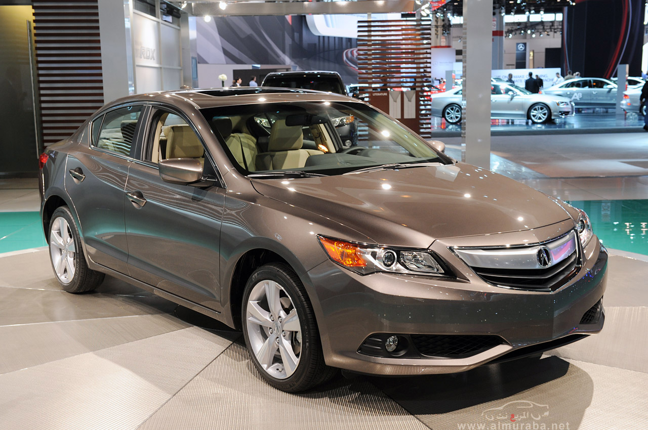 سيارة اكورا 2013 الجديدة في معرض شيكاغو للسيارات Acura Ilx 2013