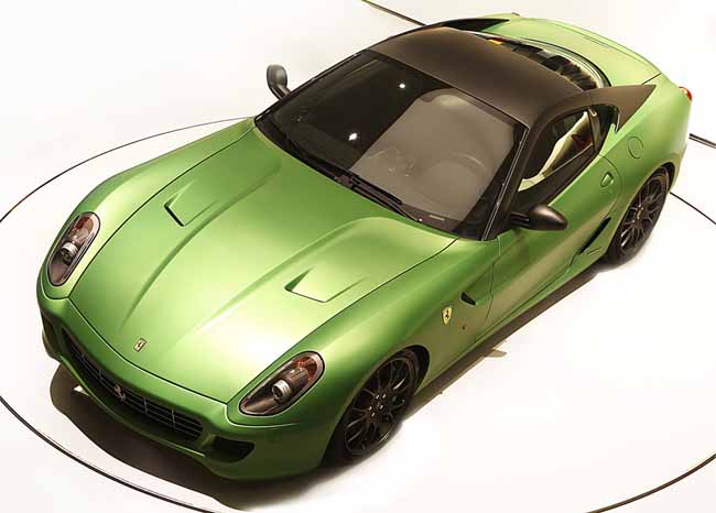 فيراري تصدر سيارتها "فيراري 599 المهجنة" معدلة تكنلوجياً Ferrari 599 5