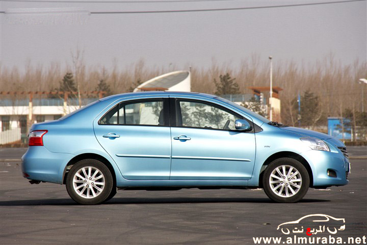 تويوتا يارس 2013 بتغييرات جديدة ومواصفات اضافية متطورة بالصور والاسعار Toyota Yaris 2013 7