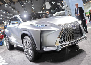 لكزس بنموذج LF-NX الكروس أوفر تبهر زوار معرض فرانكفورت للسيارات Lexus LF-NX 7