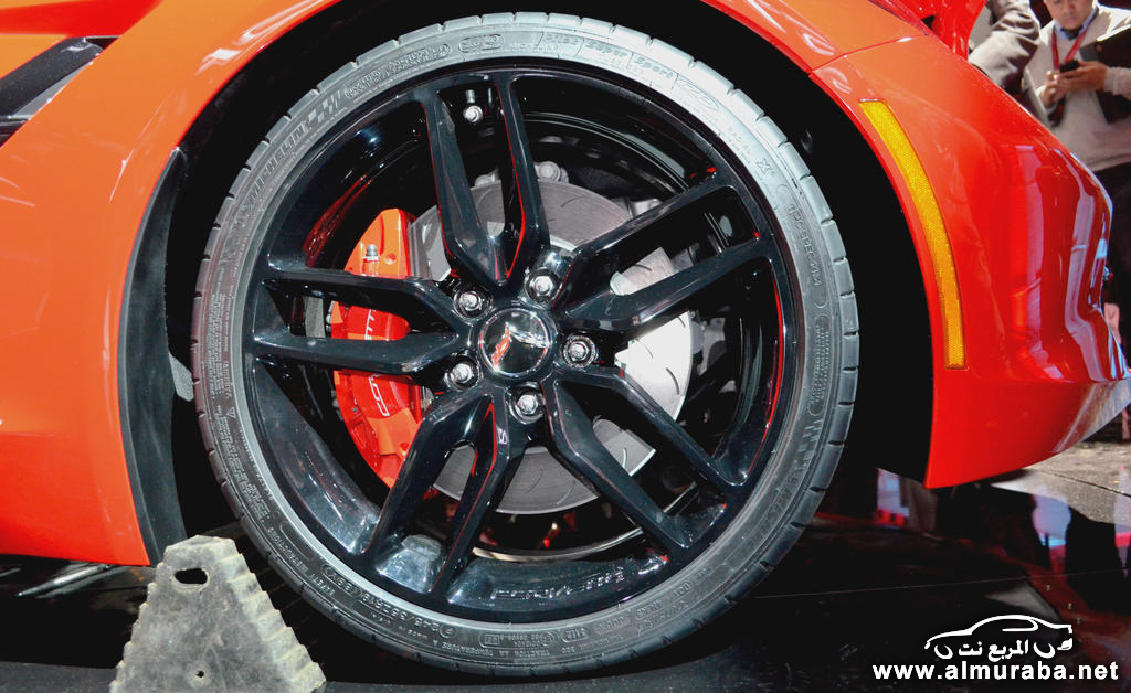 2014-corvette-stingray-wheel