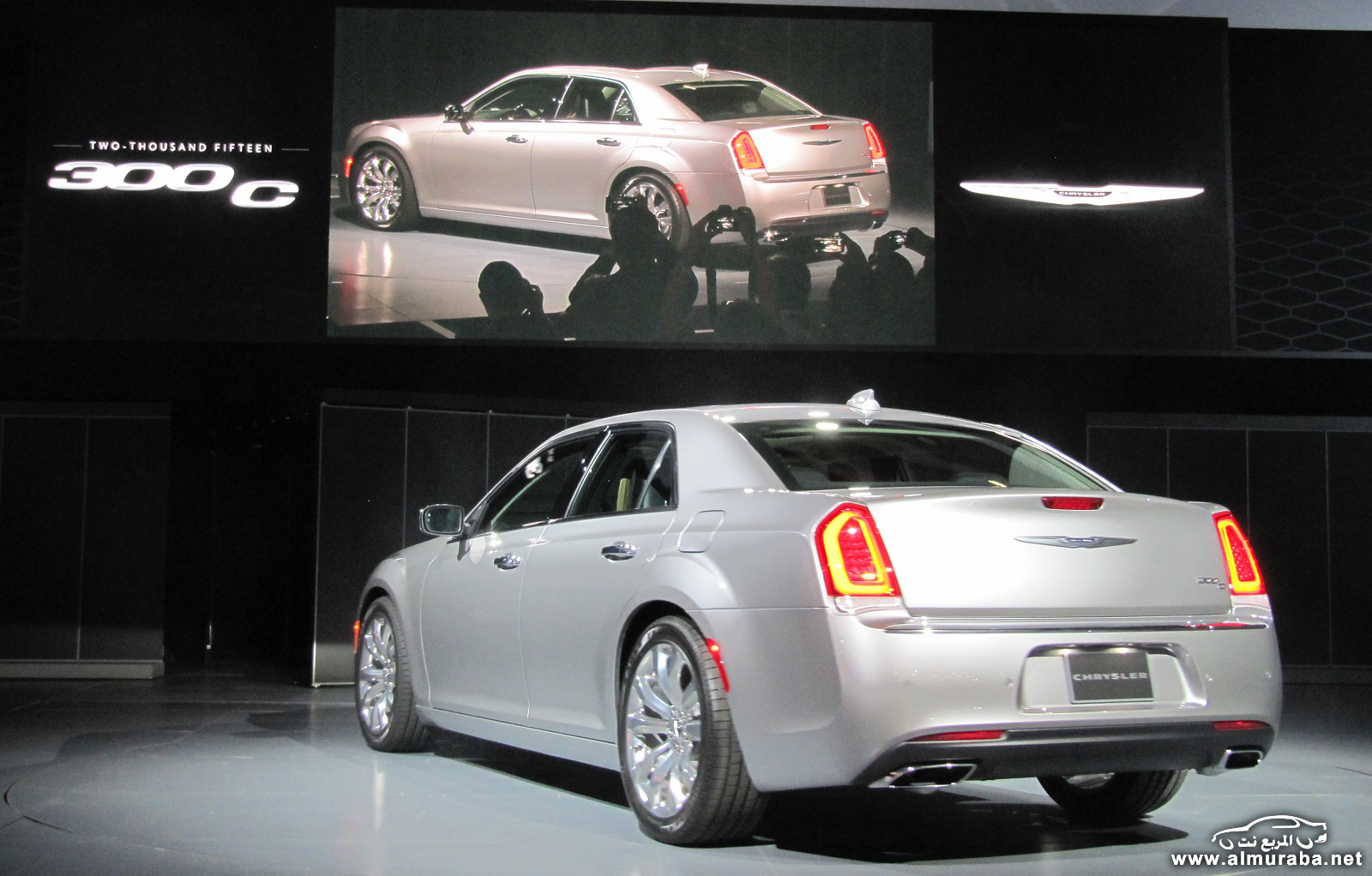 2015-chrysler-300-unveiled-at-2014-los-angeles-auto-show_100490793_h