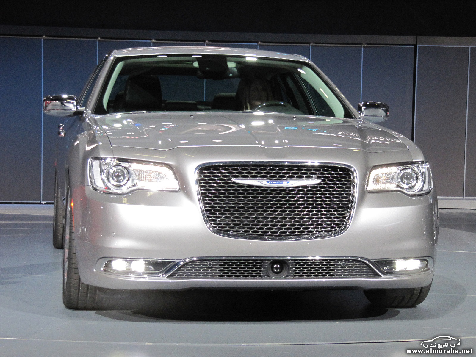 2015-chrysler-300-unveiled-at-2014-los-angeles-auto-show_100490798_h