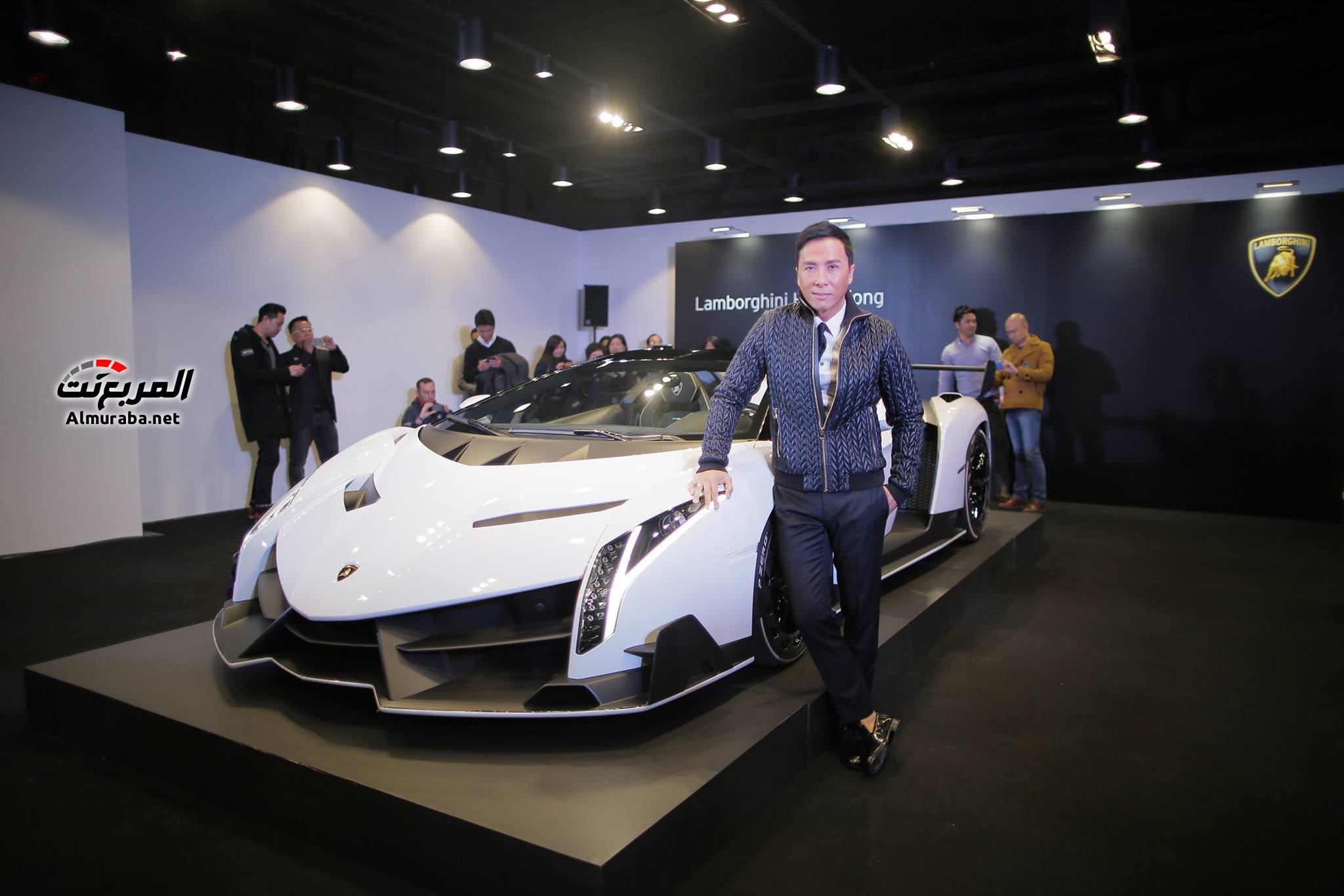 white-veneno-roadster-delivered-to-lamborghini-hong-kong_100497768_h