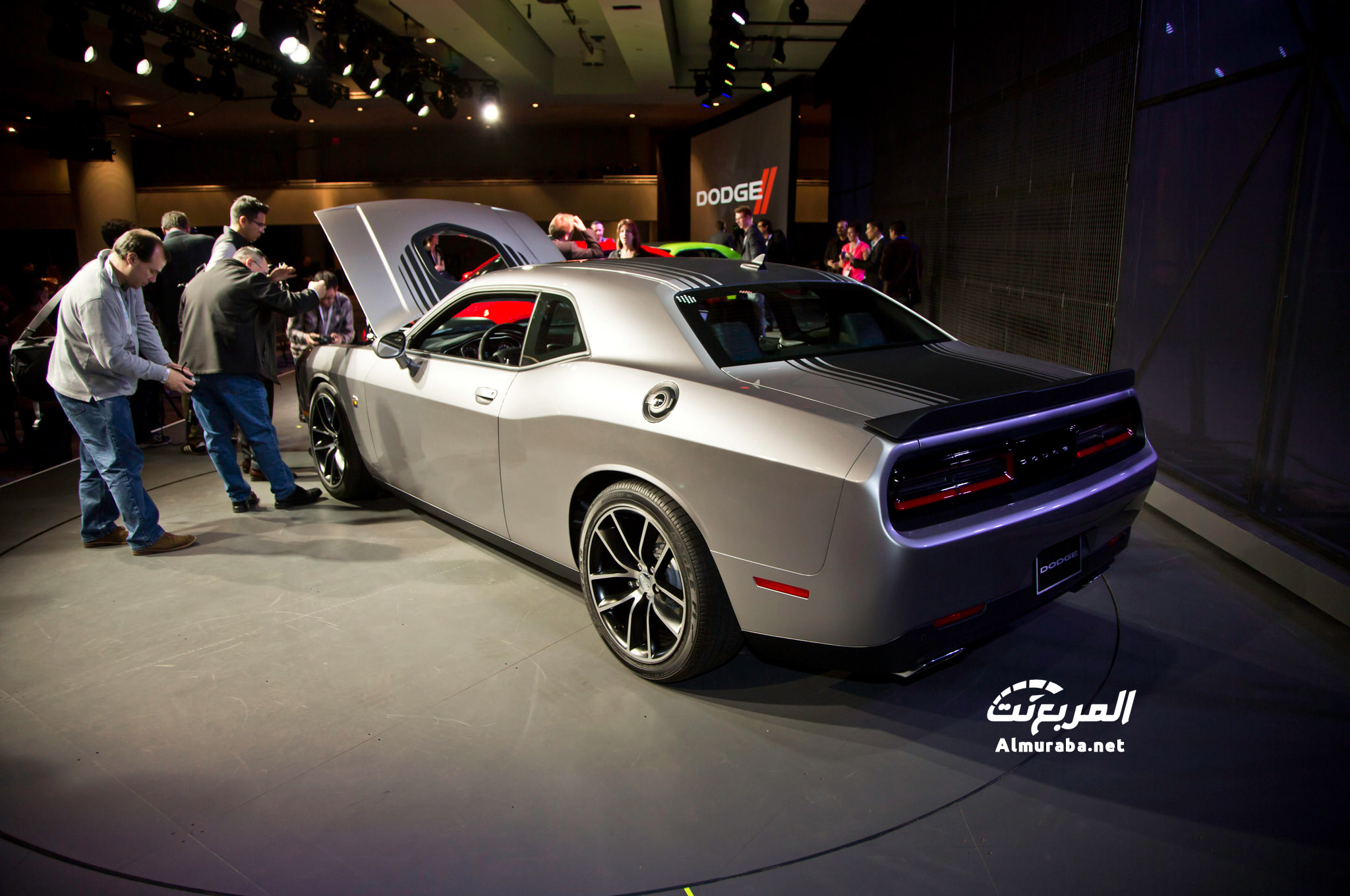 2015-dodge-challenger-392-hemi-scat-pack-shaker-rear-three-quarters