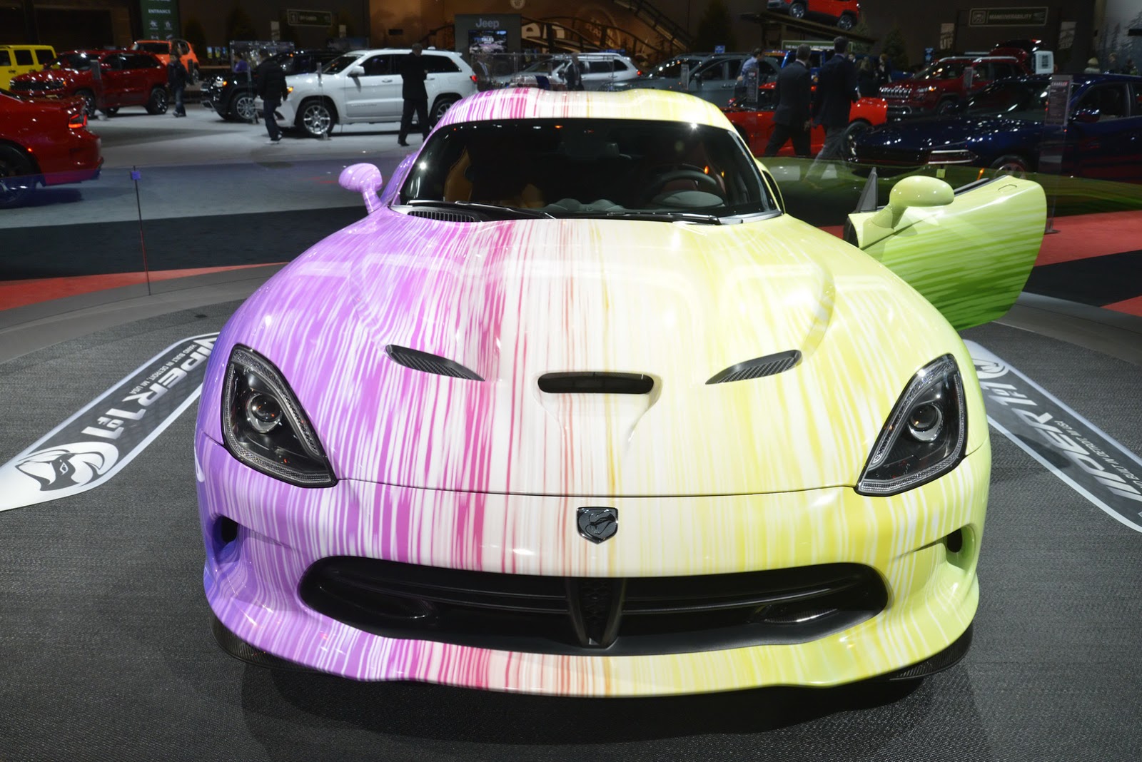 Dodge-Viper-1