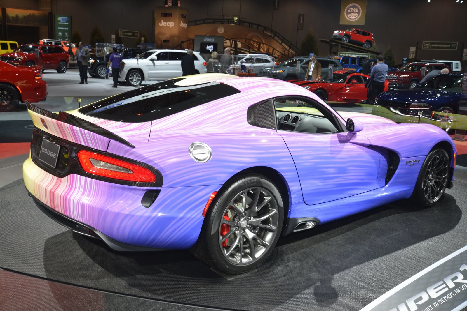 Dodge-Viper-4