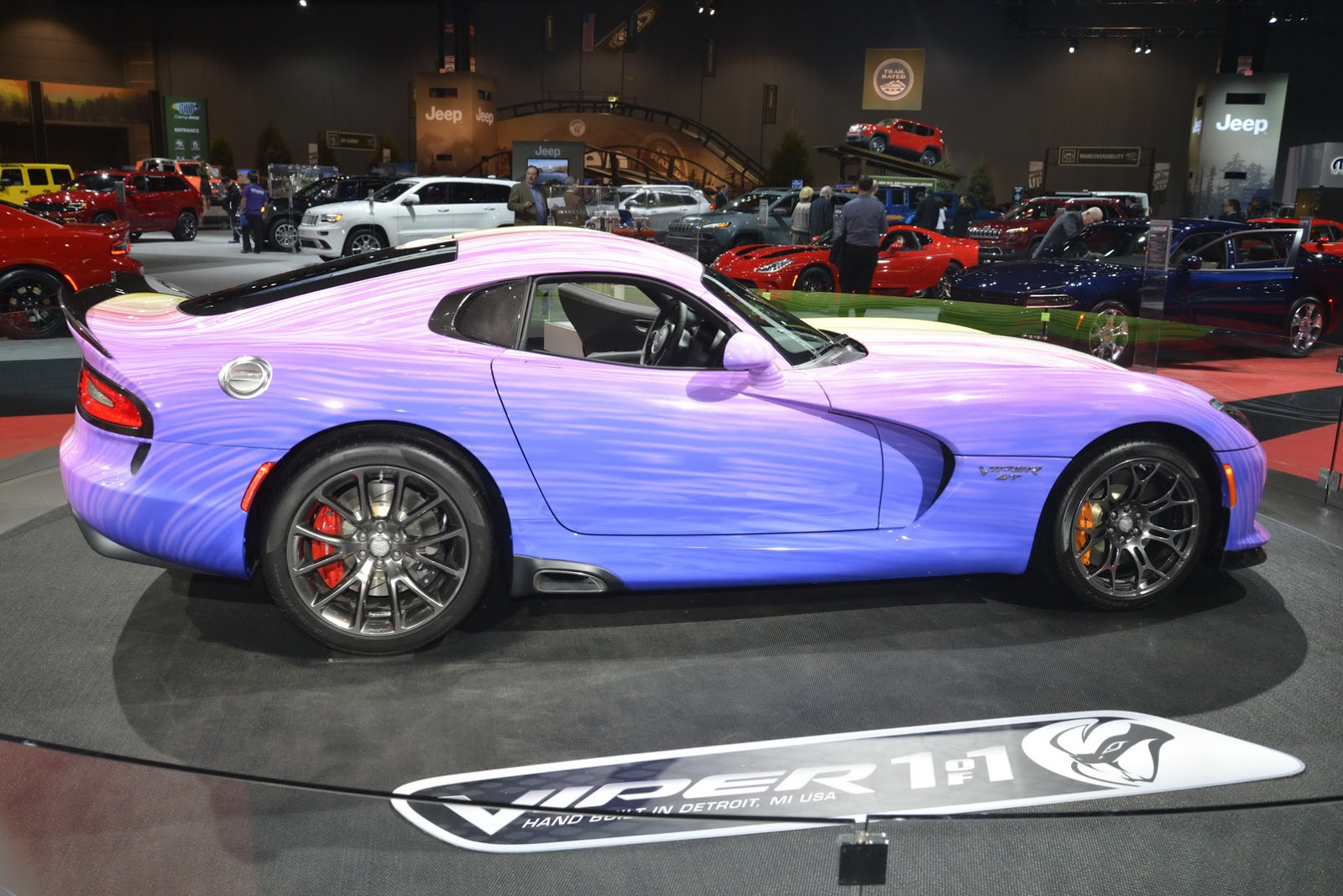 Dodge-Viper-5