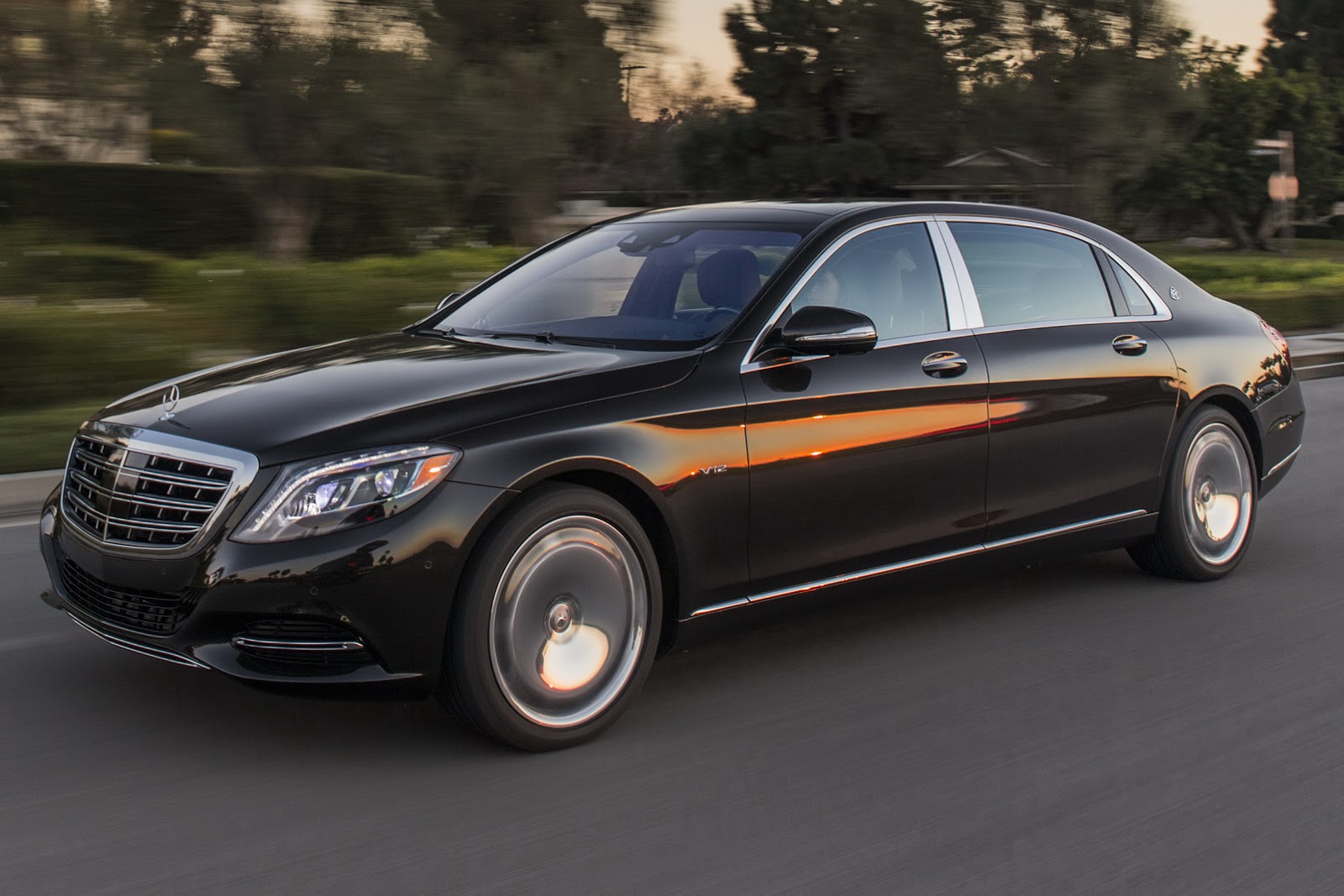 Mercedes-Maybach-S600-16