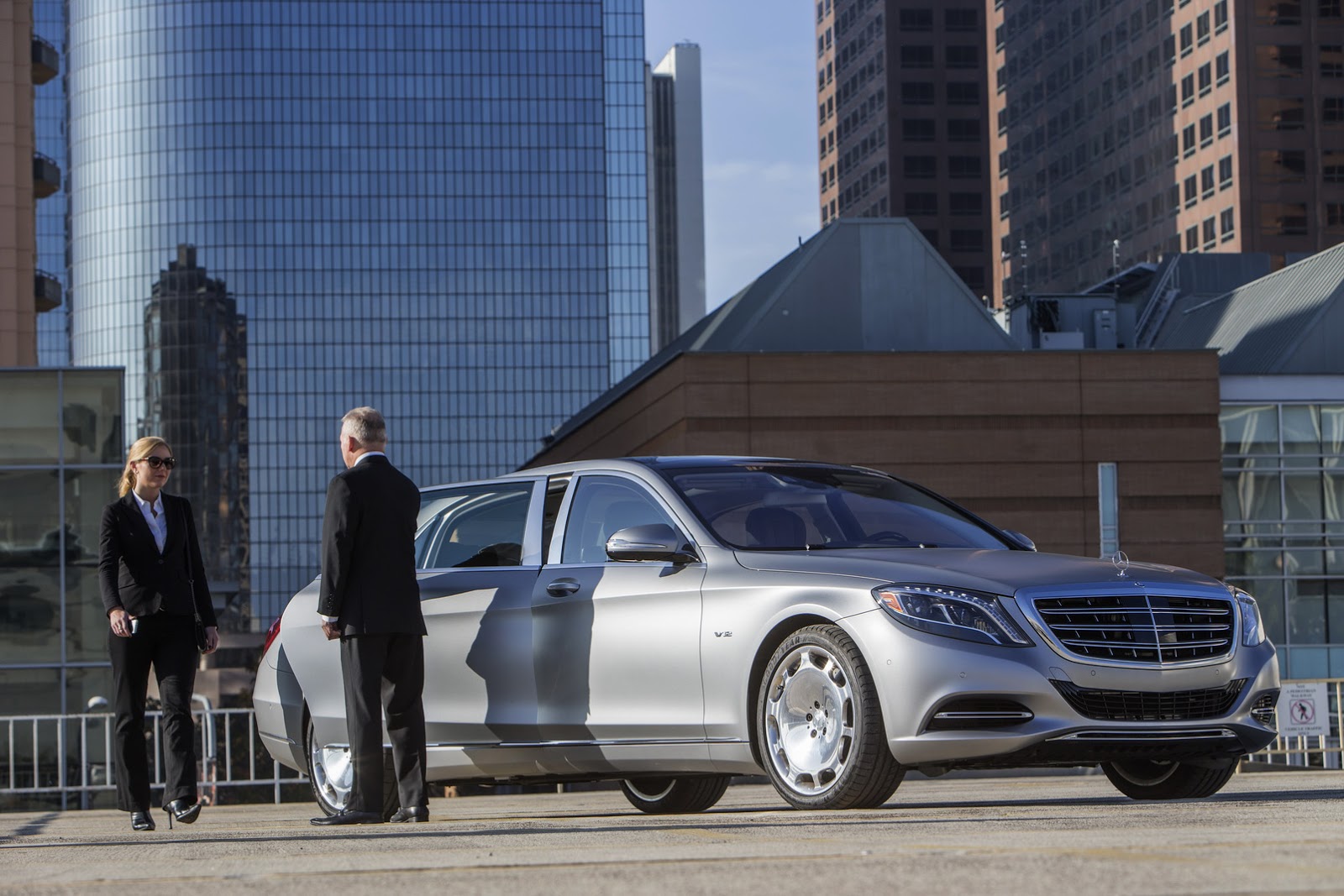 Mercedes-Maybach-S600-27