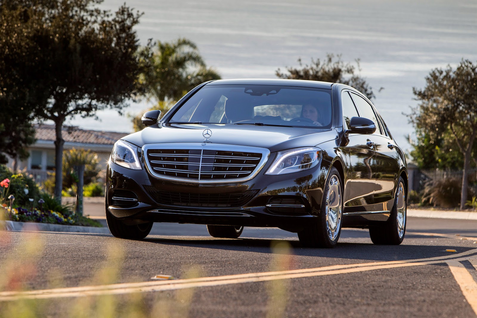 Mercedes-Maybach-S600-53