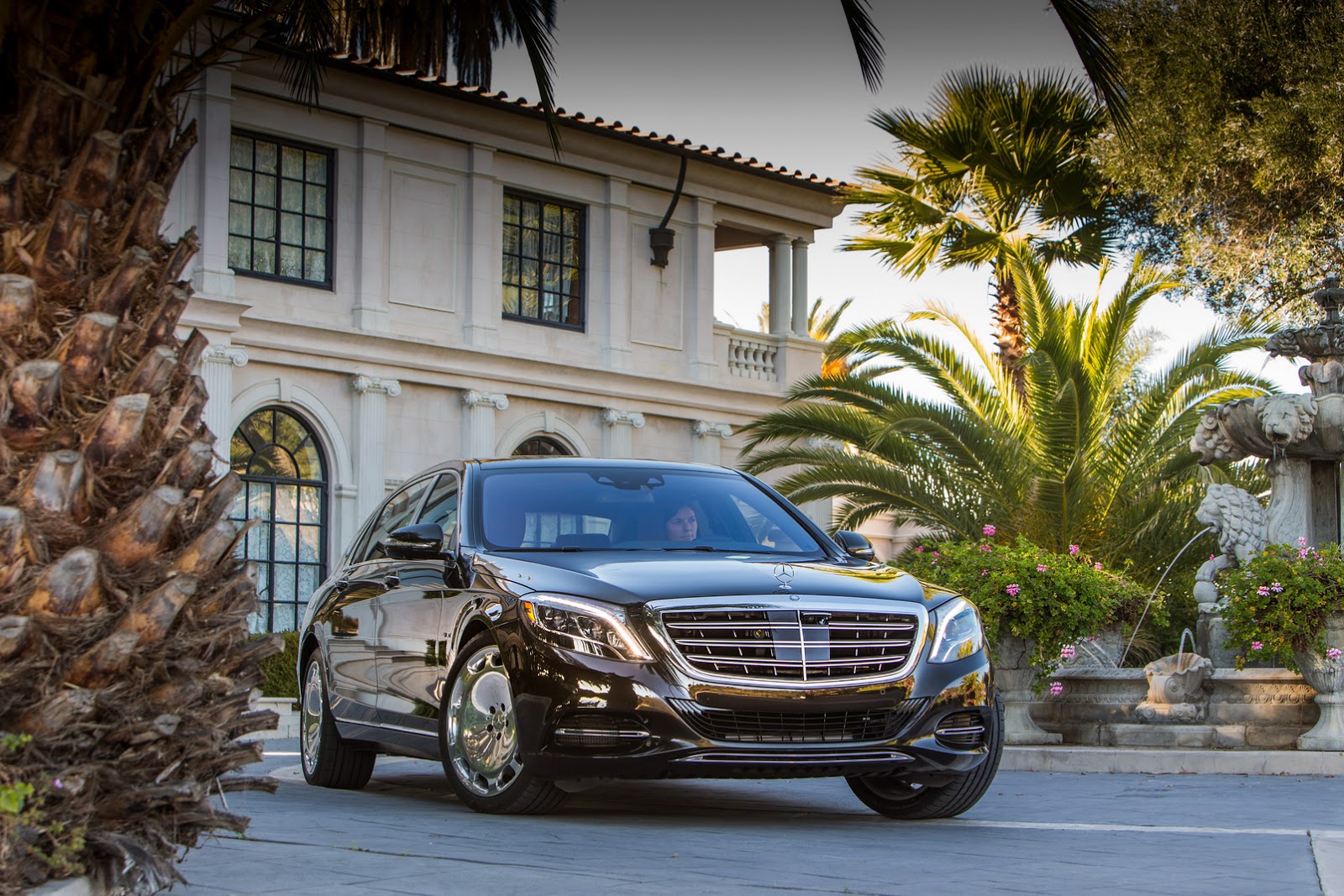 Mercedes-Maybach-S600-57