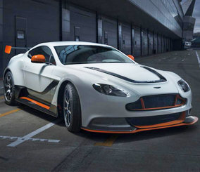 استون مارتن فانتاج GT3 2016 الجديدة تظهر على الانترنت قبل تدشينها Aston Martin 4