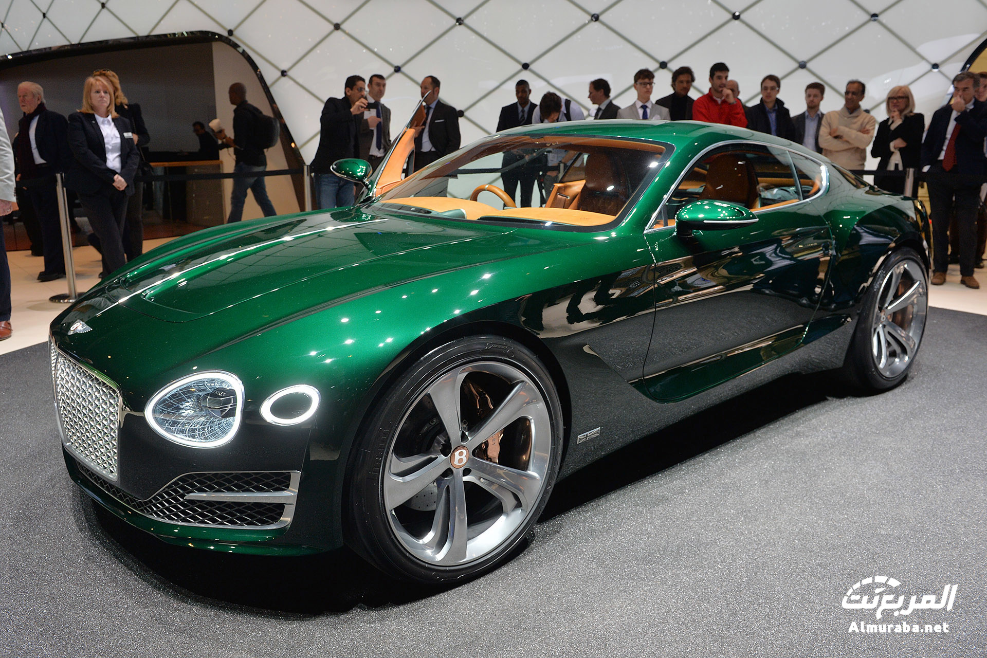 01-bentley-exp-speed-10-speed-6-geneva-1