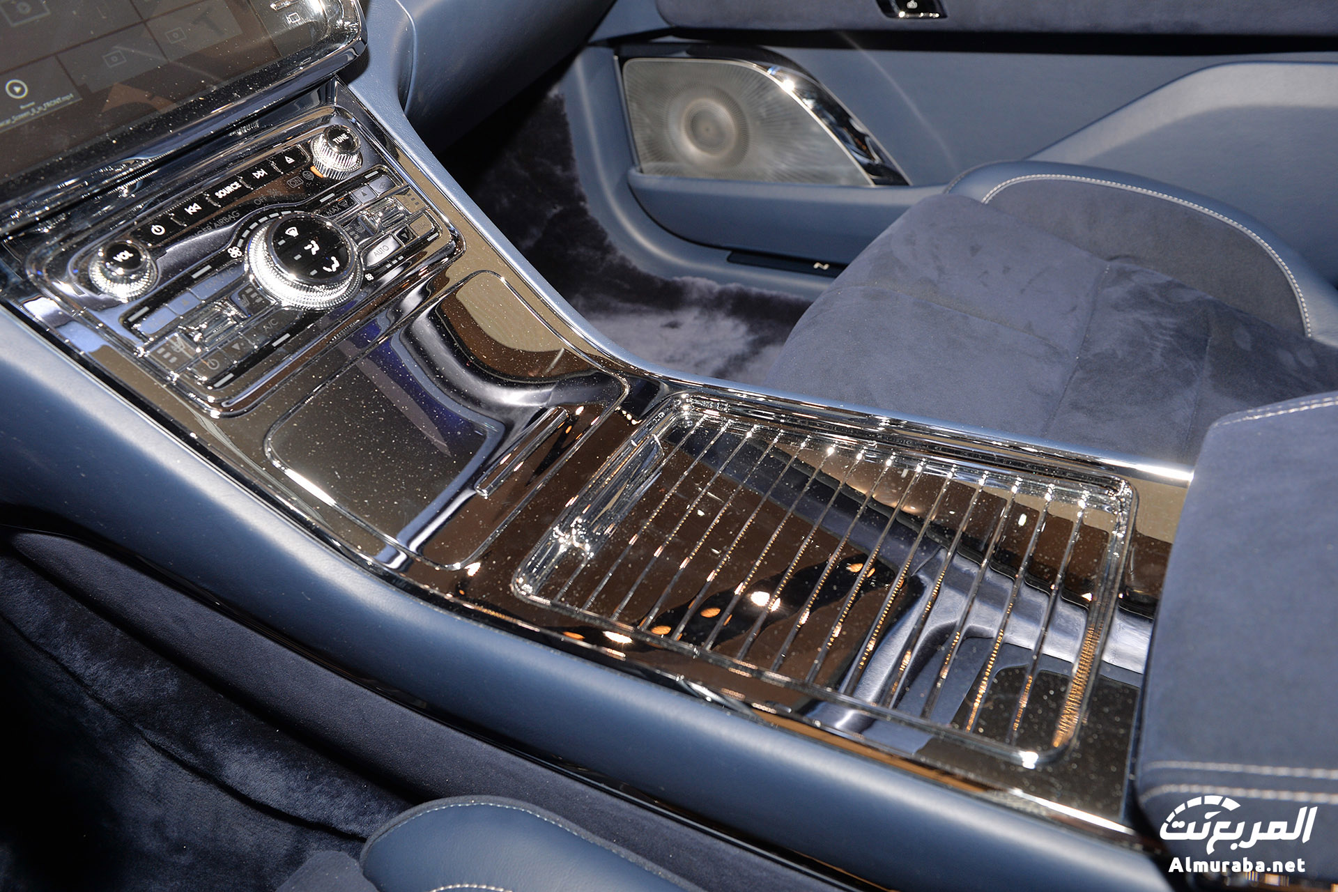 18-lincoln-continental-concept-ny-1