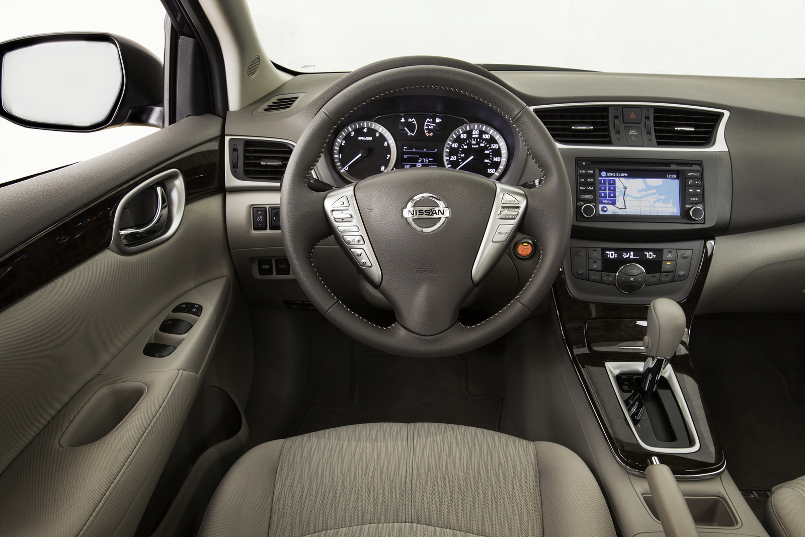 2015-Nissan-Sentra-6