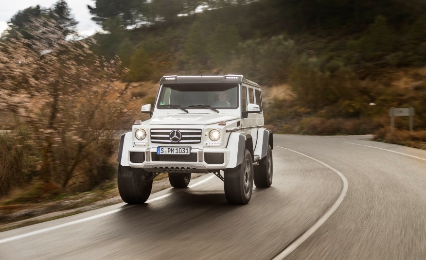 2016-Mercedes-Benz-G500-4x4²-231-876x535