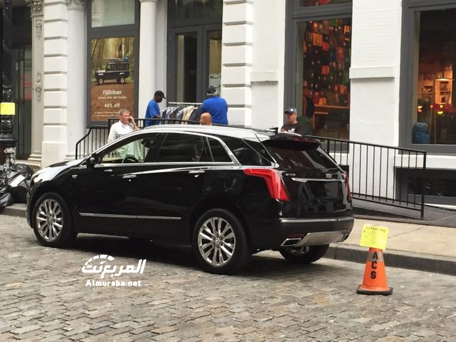 Cadillac-XT5-2