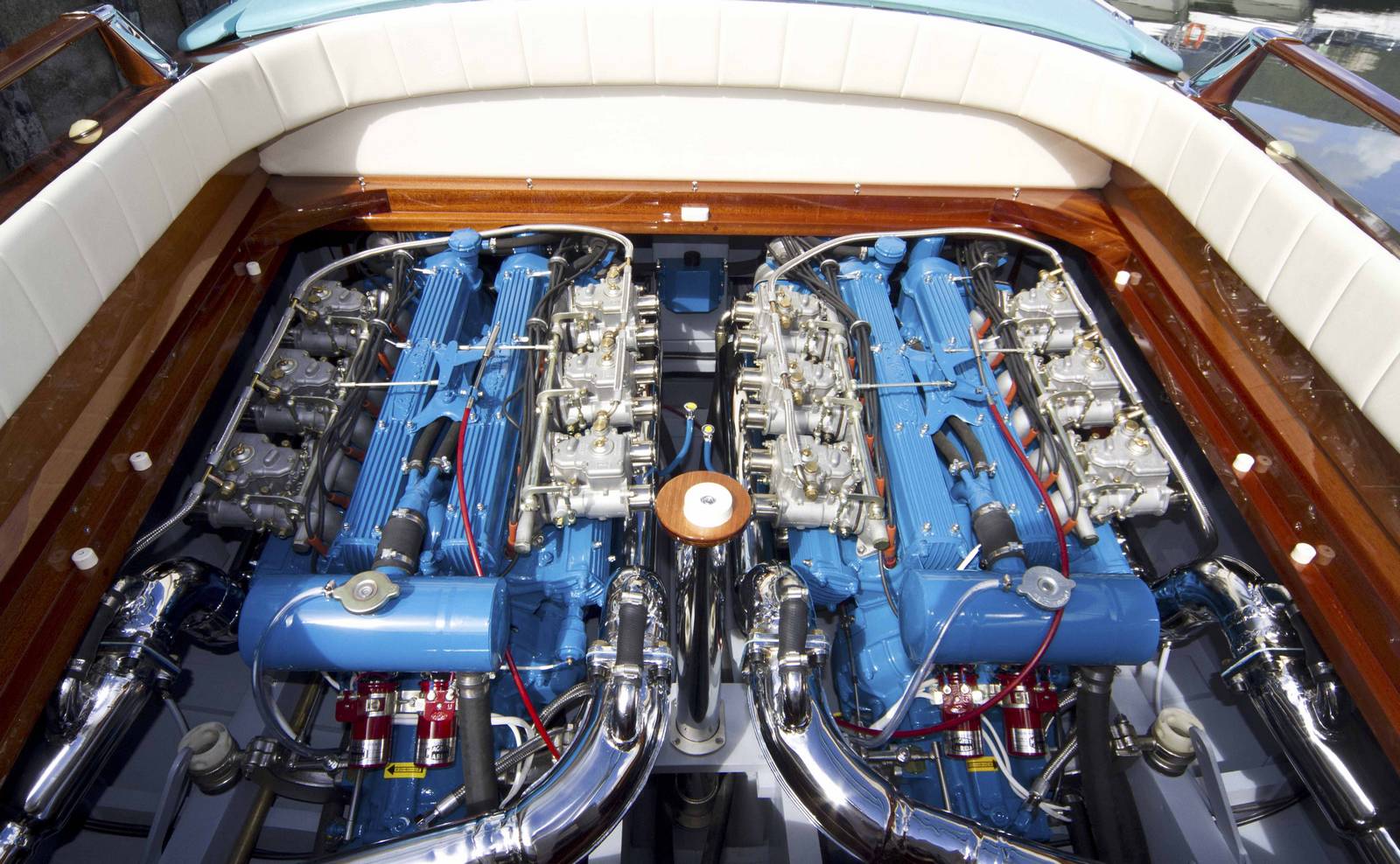 lamborghini-350-gt-v12-engines_2