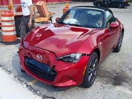 “بالصور” شاهد أول مازدا MX-5 الجديدة تتعرض لحادث بعد بيعها بدقائق قليلة فقط