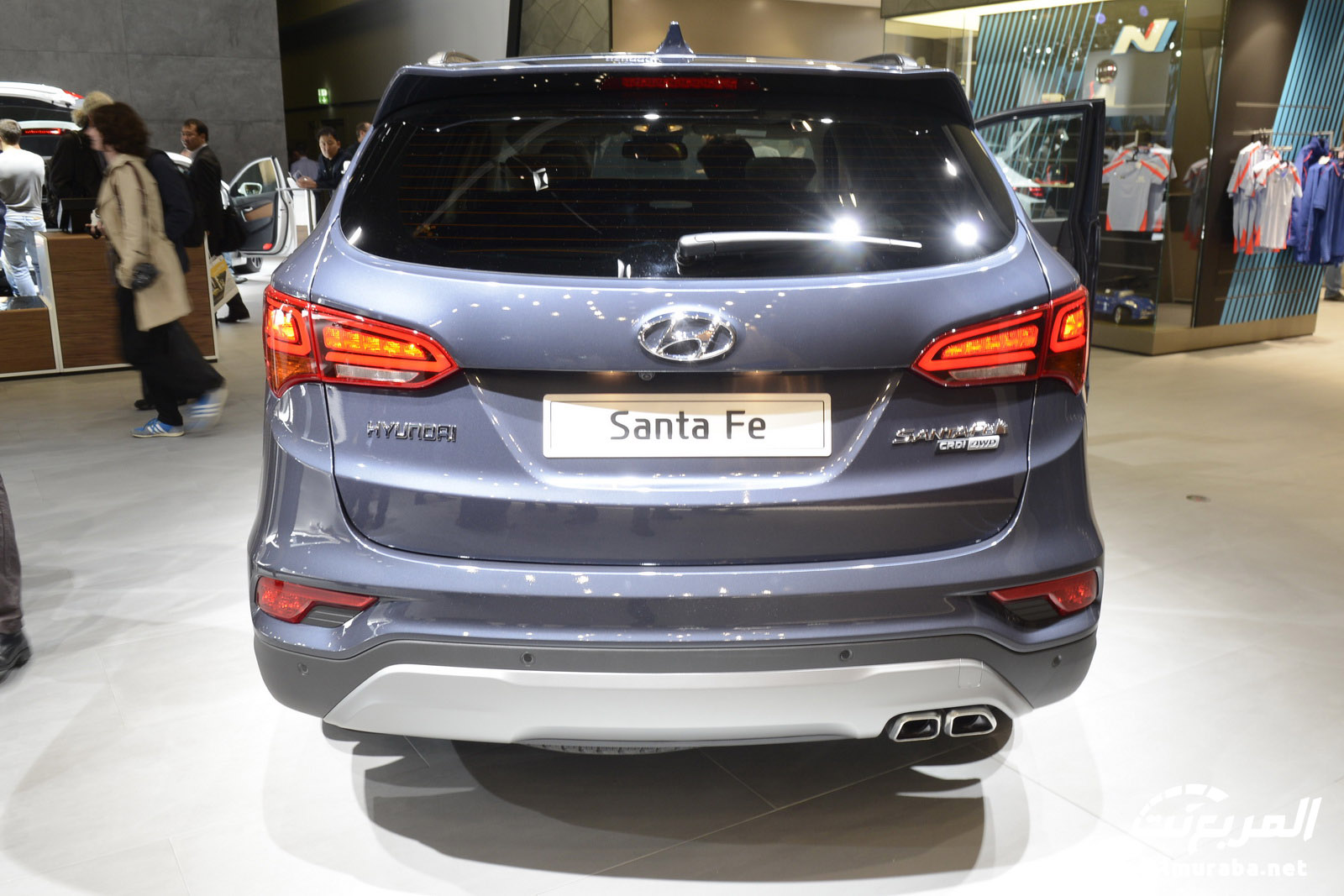 2015-HyundaiSantaFe-03