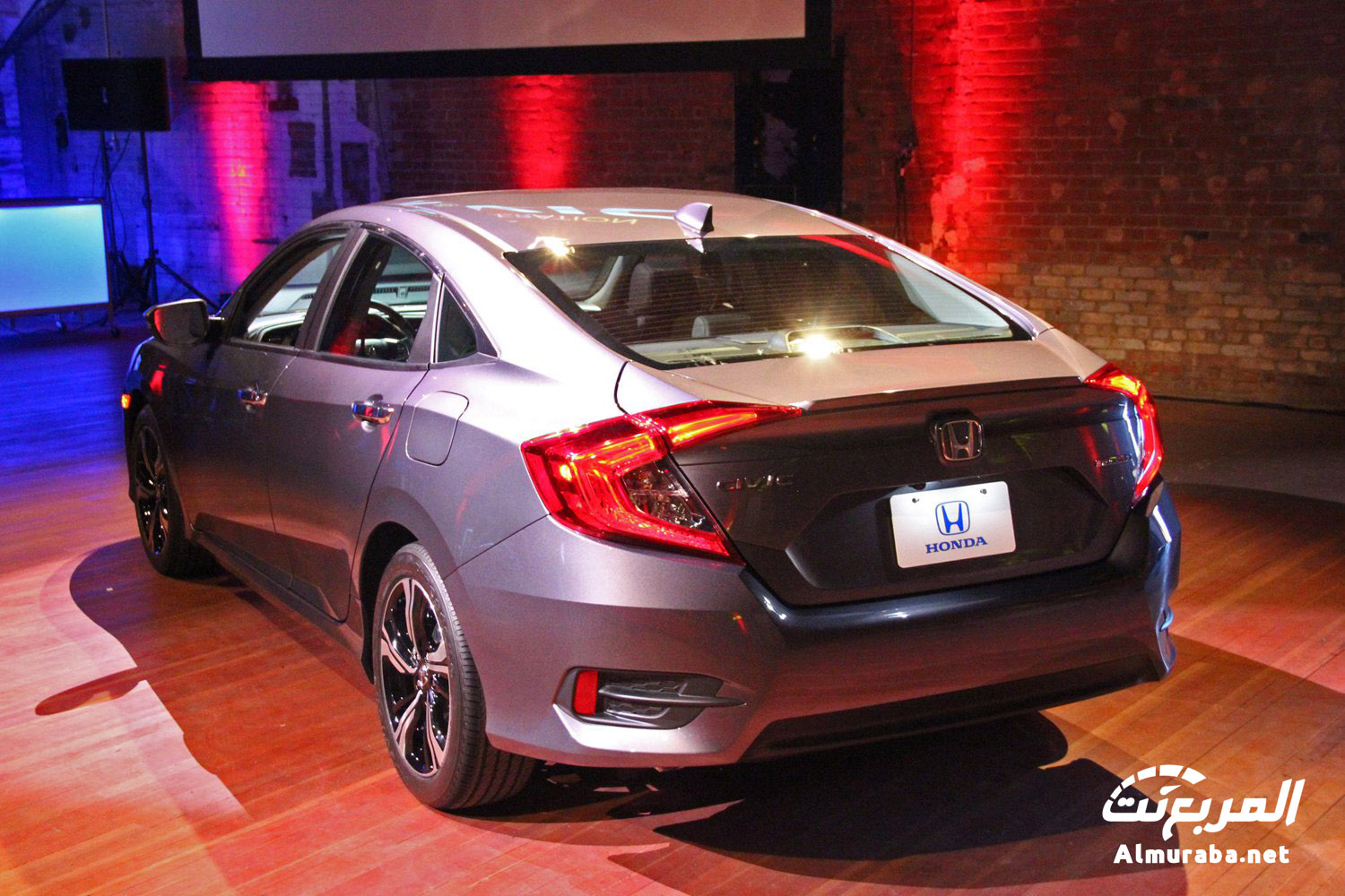 2016-Honda-Civic-Rear