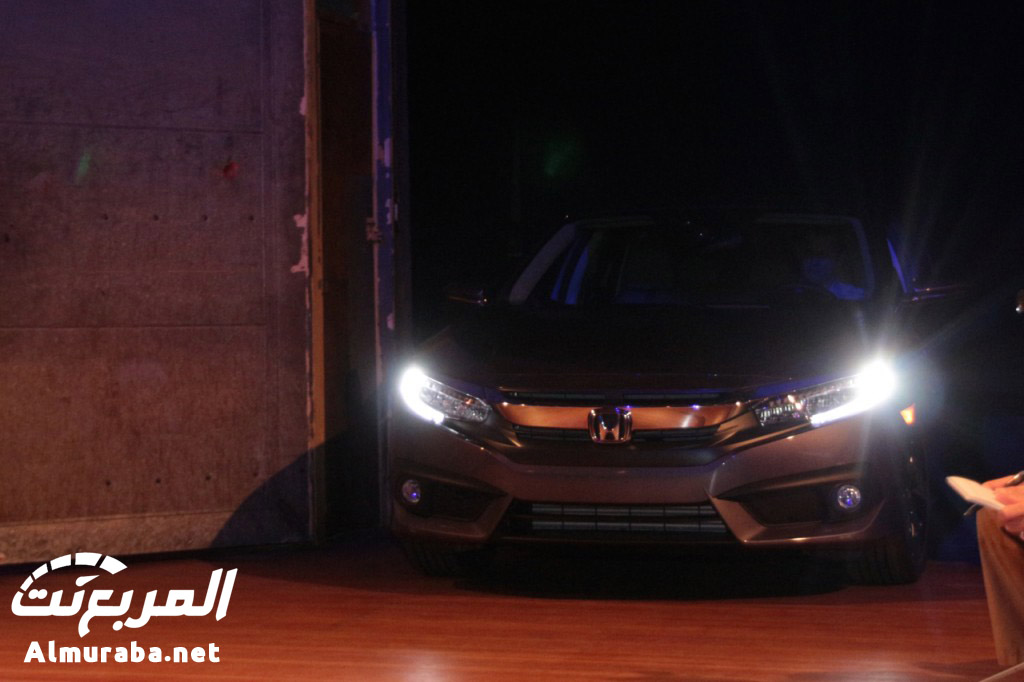 2016-Honda-Civic-sedan-reveal-1-of-3-1024x682